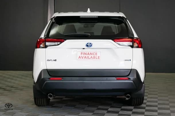 2024 Toyota RAV4 Hybrid GX 2WD image 5