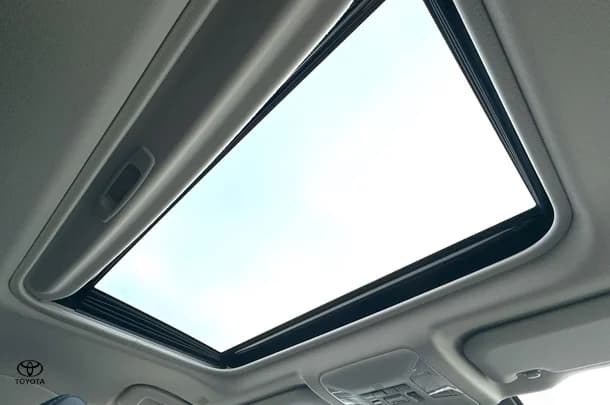 2022 Toyota RAV4 Cruiser 2WD image 45