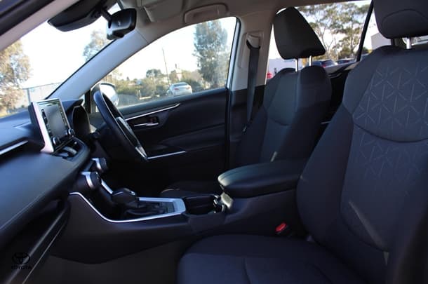 2021 Toyota RAV4 Hybrid GXL-2WD image 21