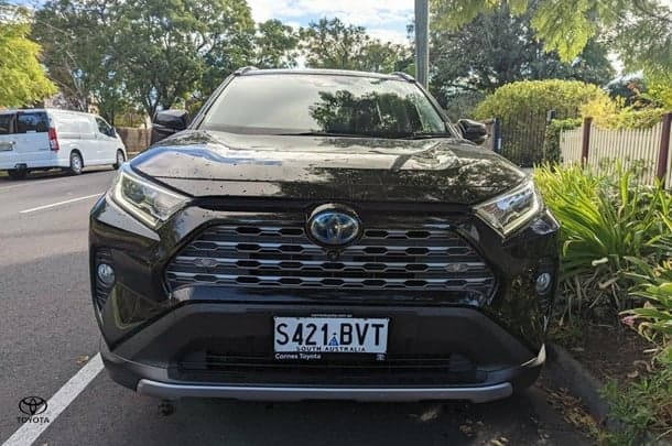 2020 Toyota RAV4 Hybrid Cruiser-AWD image 2