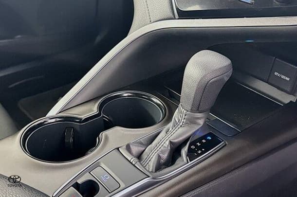 2023 Toyota Camry Ascent image 14