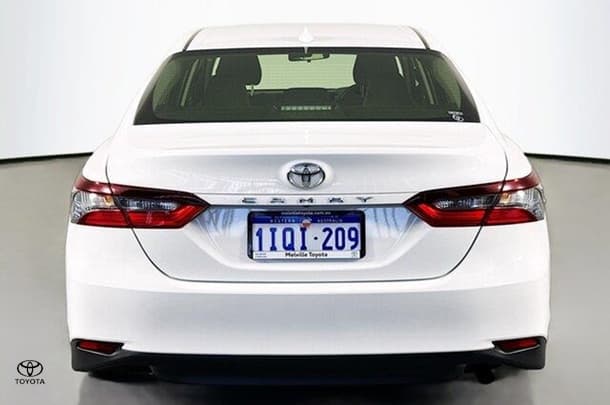 2023 Toyota Camry Ascent image 7