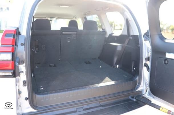2021 Toyota Prado GXL image 7