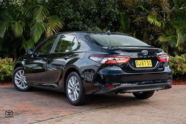 2023 TOYOTA Camry Hybrid Ascent image 2
