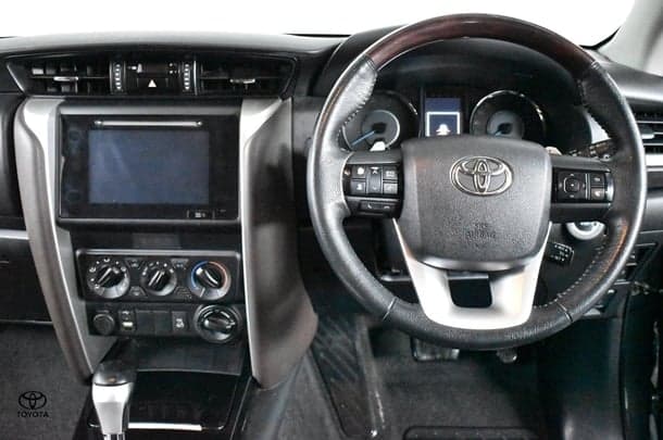 2018 Toyota Fortuner GXL image 5