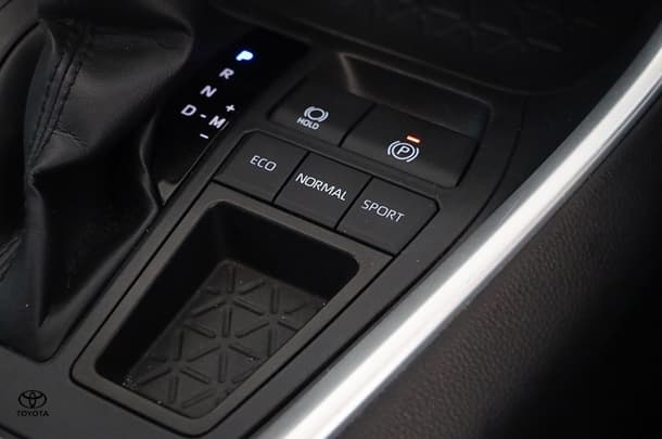 2022 Toyota RAV4 GX-2WD image 20