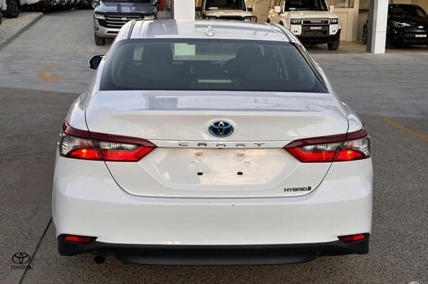 2023 Toyota Camry Hybrid Ascent image 5