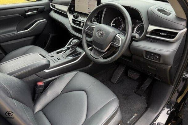 2023 Toyota KLUGER GXL AWD image 15