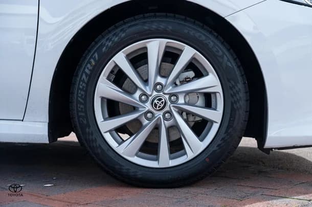 2024 TOYOTA Camry Hybrid Ascent image 27