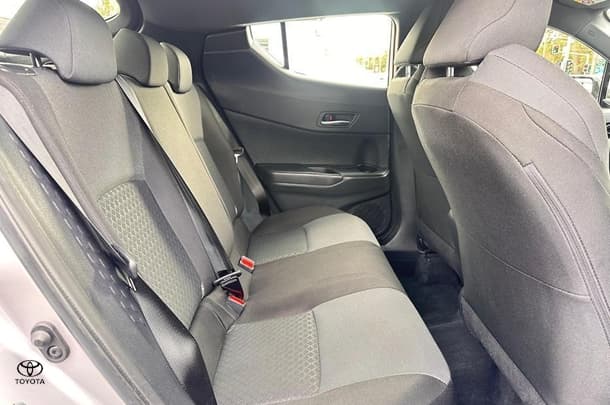 2022 Toyota C-HR GXL-2WD image 22