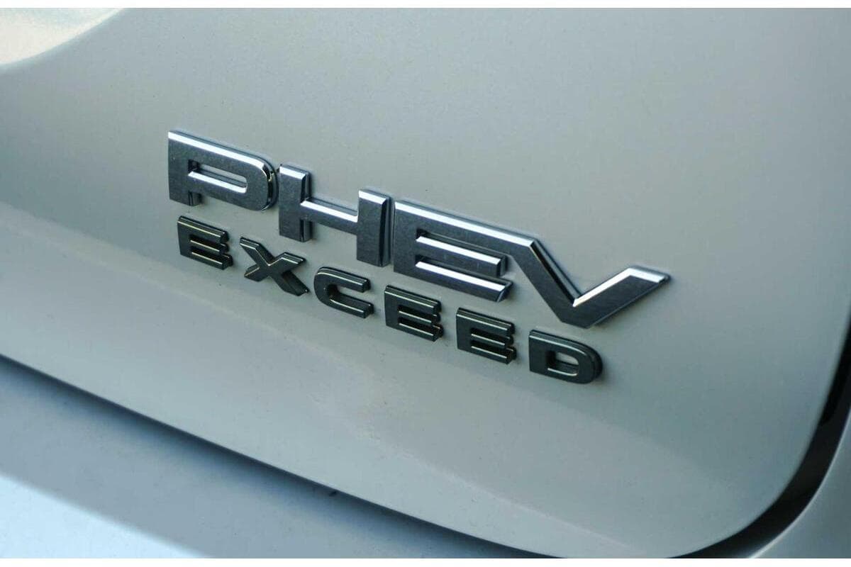 2024 Mitsubishi Outlander PHEV Exceed Tourer ZM Auto AWD MY24 image 6