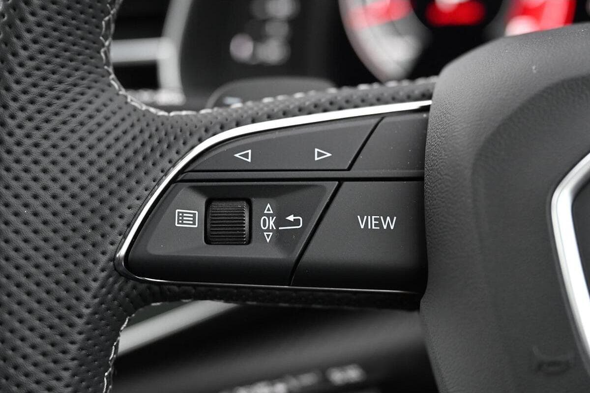 2025 Audi SQ7 TFSI Auto quattro MY25 image 12