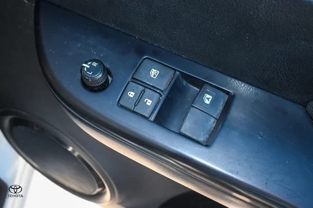 2021 Toyota HILUX Workmate image 9