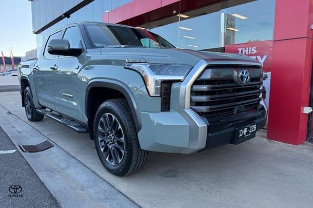 2024 Toyota Tundra Limited image 3