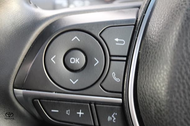 2023 Toyota Camry Hybrid SL image 32