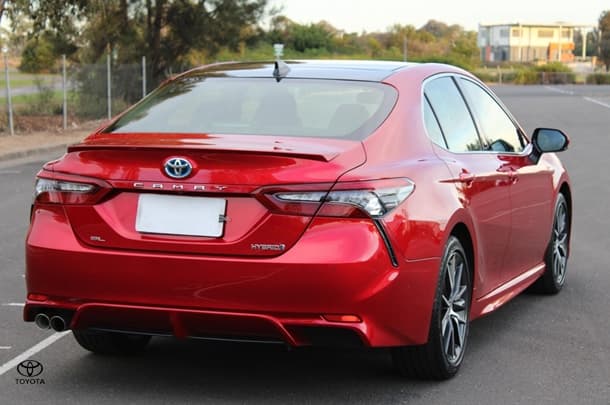 2023 Toyota Camry Hybrid SL image 9