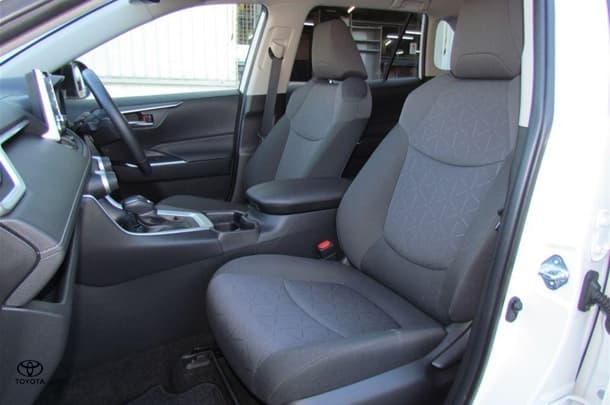 2020 Toyota Rav4 Hybrid GXL-2WD image 17