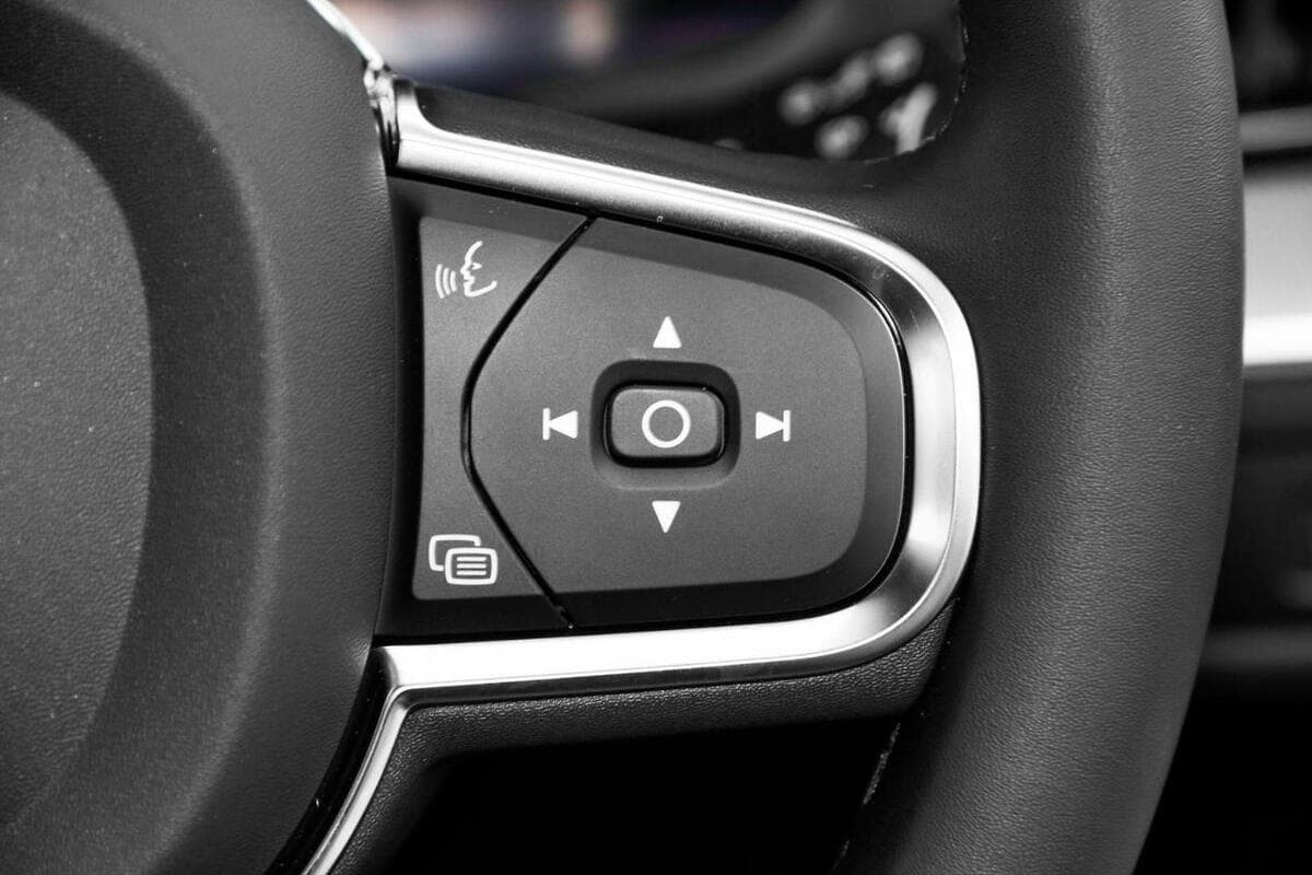 2024 Volvo XC60 Plus T8 Plug-In Hybrid Auto AWD MY25 image 16