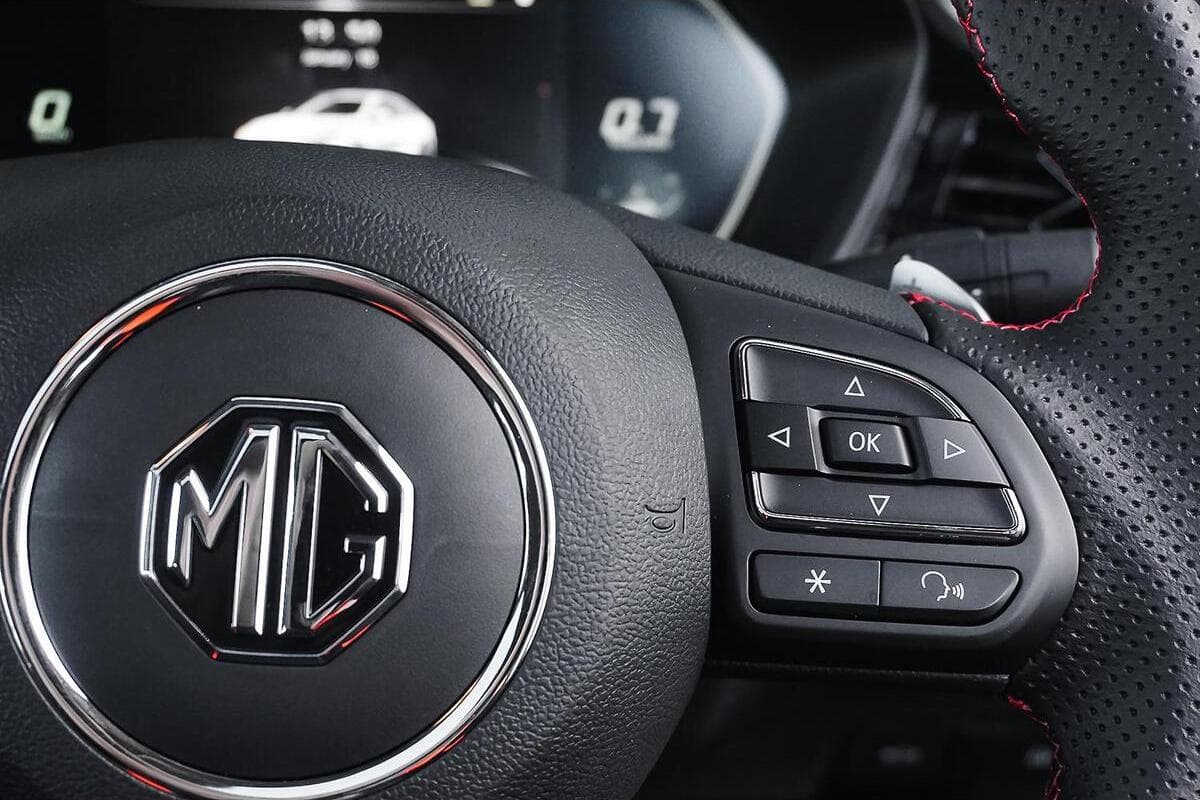2025 MG MG5 Essence Auto MY25 image 15