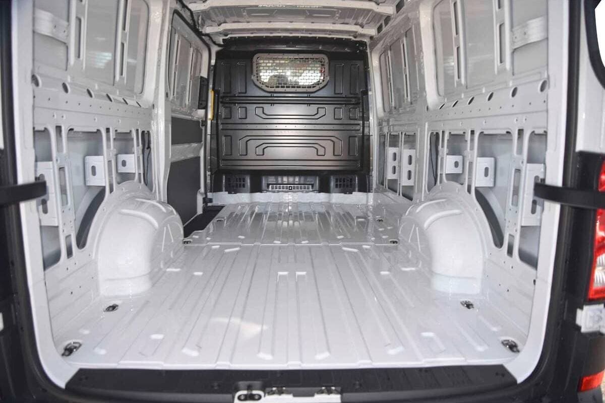 2024 Volkswagen Crafter 35 TDI410 SY1 Medium Wheelbase Auto FWD MY24 image 11