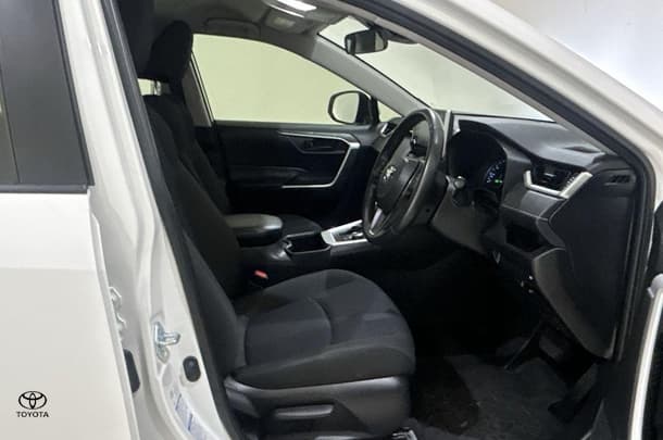 2021 Toyota Rav4 Hybrid GX AWD image 15