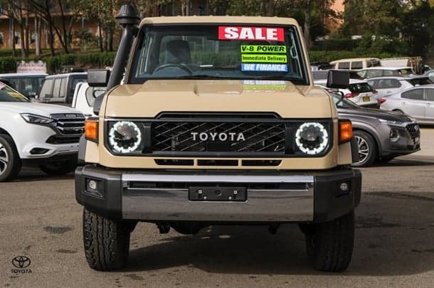 2025 Toyota LC MILITARY GXL image 4