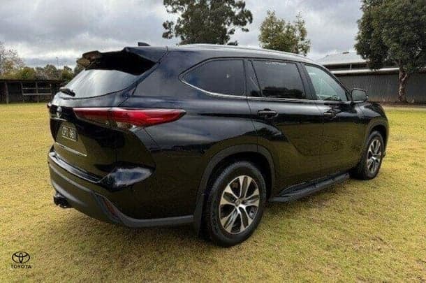 2023 Toyota KLUGER GXL AWD image 7