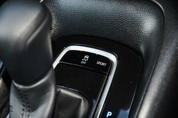 2018 Toyota COROLLA Ascent Sport image 20