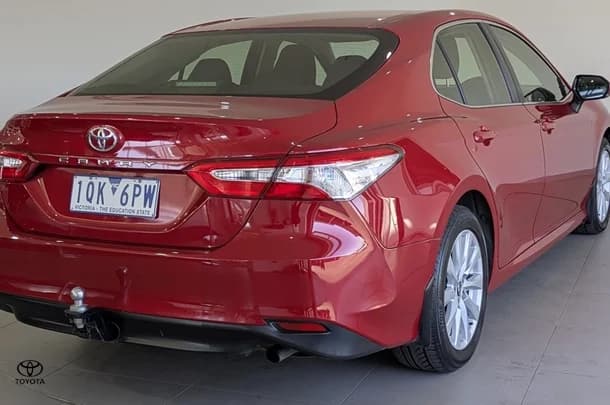 2019 Toyota Camry Ascent image 16