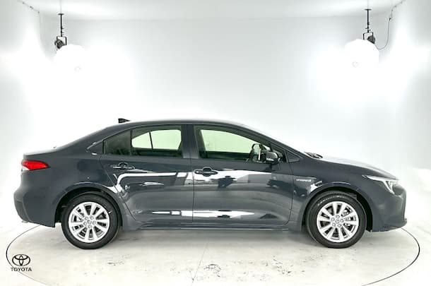 2023 Toyota Corolla Sedan Hybrid Ascent Sport image 10