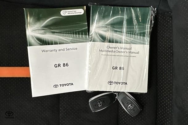 2023 Toyota GR86 10th Anniversary image 5
