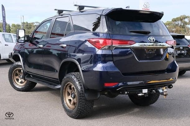 2021 Toyota Fortuner GXL image 2