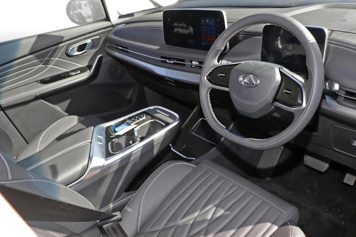 2025 LDV MIFA 9 Executive Auto MY23 image 6