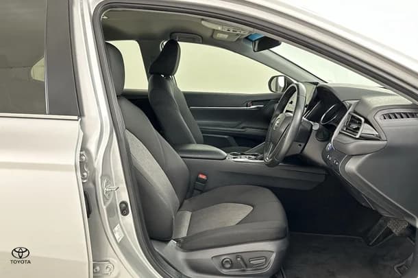 2023 Toyota Camry Hybrid Ascent Sport image 16