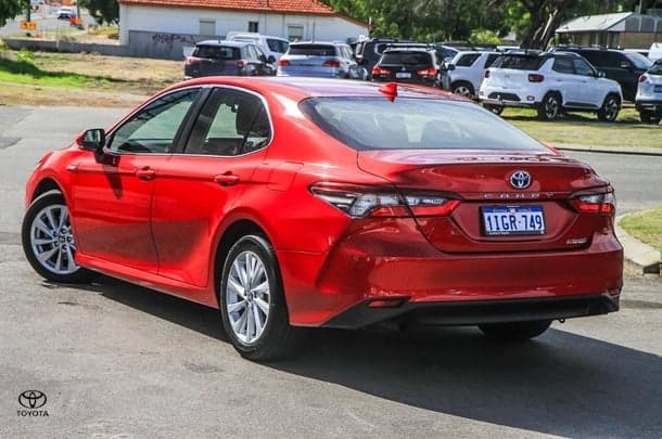 2024 Toyota Camry Hybrid Ascent image 2