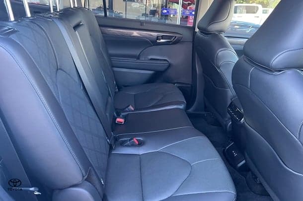 2024 Toyota Kluger Grande image 11