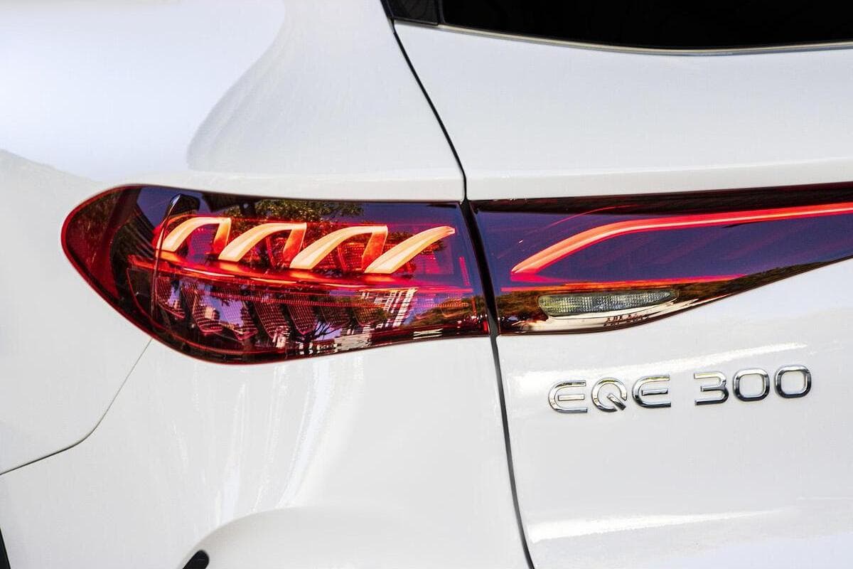 2024 Mercedes-Benz EQE EQE300 Auto image 16