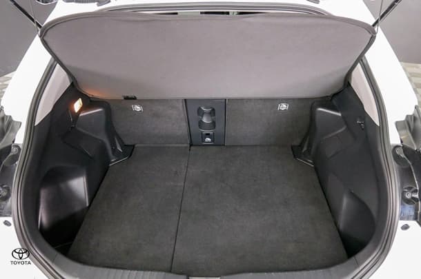 2024 Toyota Yaris Cross Hybrid GX image 23
