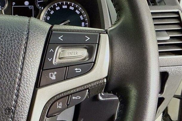 2023 Toyota Prado VX image 18