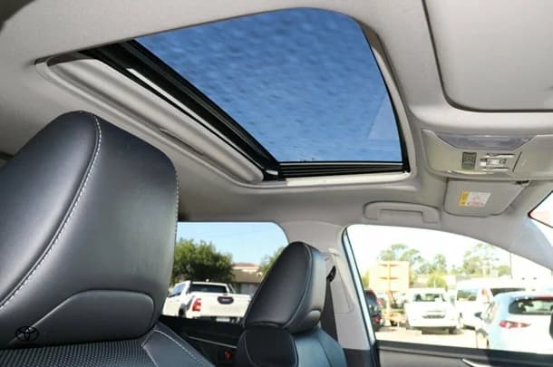 2024 Toyota RAV4 Hybrid Cruiser-AWD image 15