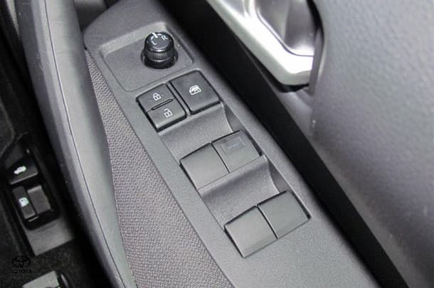 2022 Toyota Corolla Sedan Hybrid Ascent Sport image 10