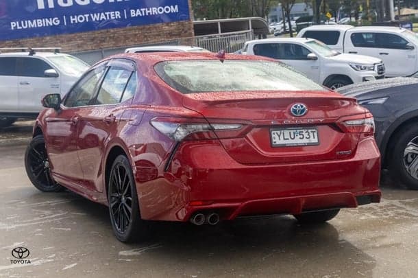 2021 Toyota Camry Hybrid SX image 2