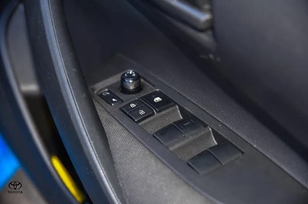 2021 Toyota Corolla Ascent Sport image 16