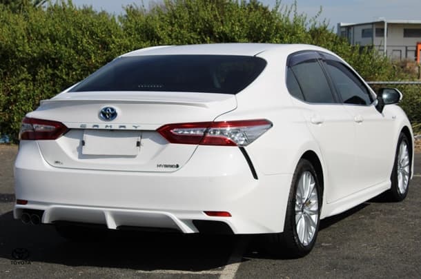 2019 Toyota Camry Hybrid SL image 8