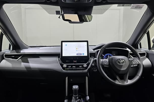 2023 Toyota Corolla Cross Petrol GXL image 10