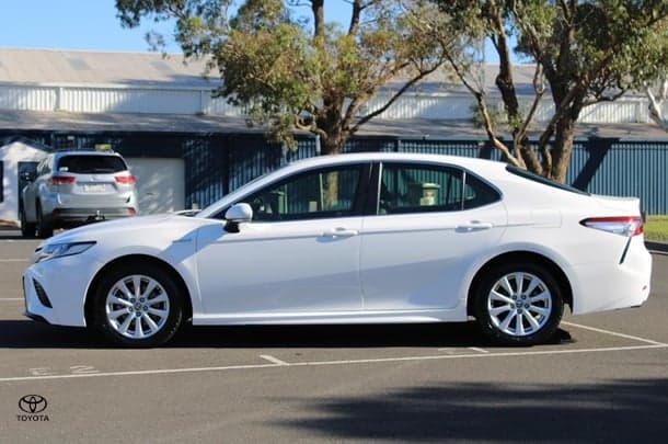 2020 Toyota Camry Hybrid Ascent Sport image 9