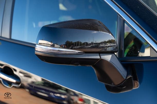 2022 TOYOTA RAV4 Hybrid Cruiser-AWD image 25