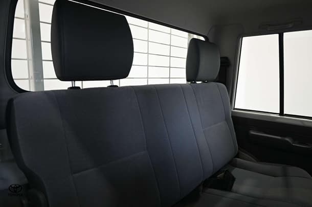 2025 Toyota LC Military GXL image 18