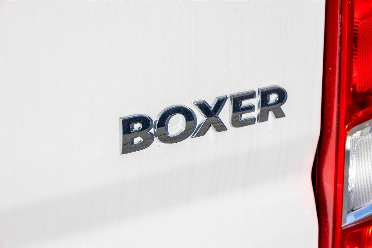 2024 Peugeot Boxer Pro LWB Manual MY23 image 13