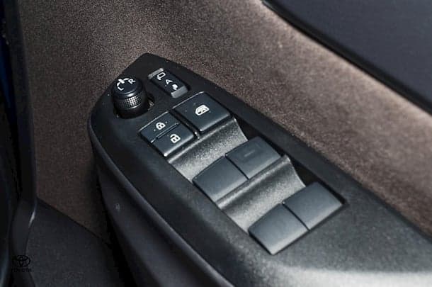 2022 Toyota Yaris Cross Urban image 16